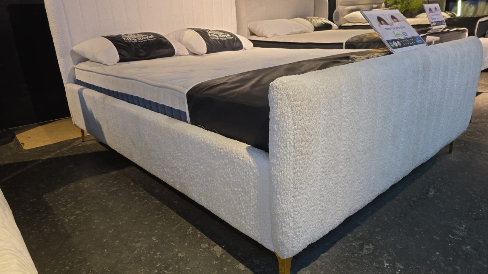 מיטת מעצבים דאבל פס